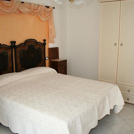 Residence Villa Degli Ulivi ベルティノーロ エクステリア 写真